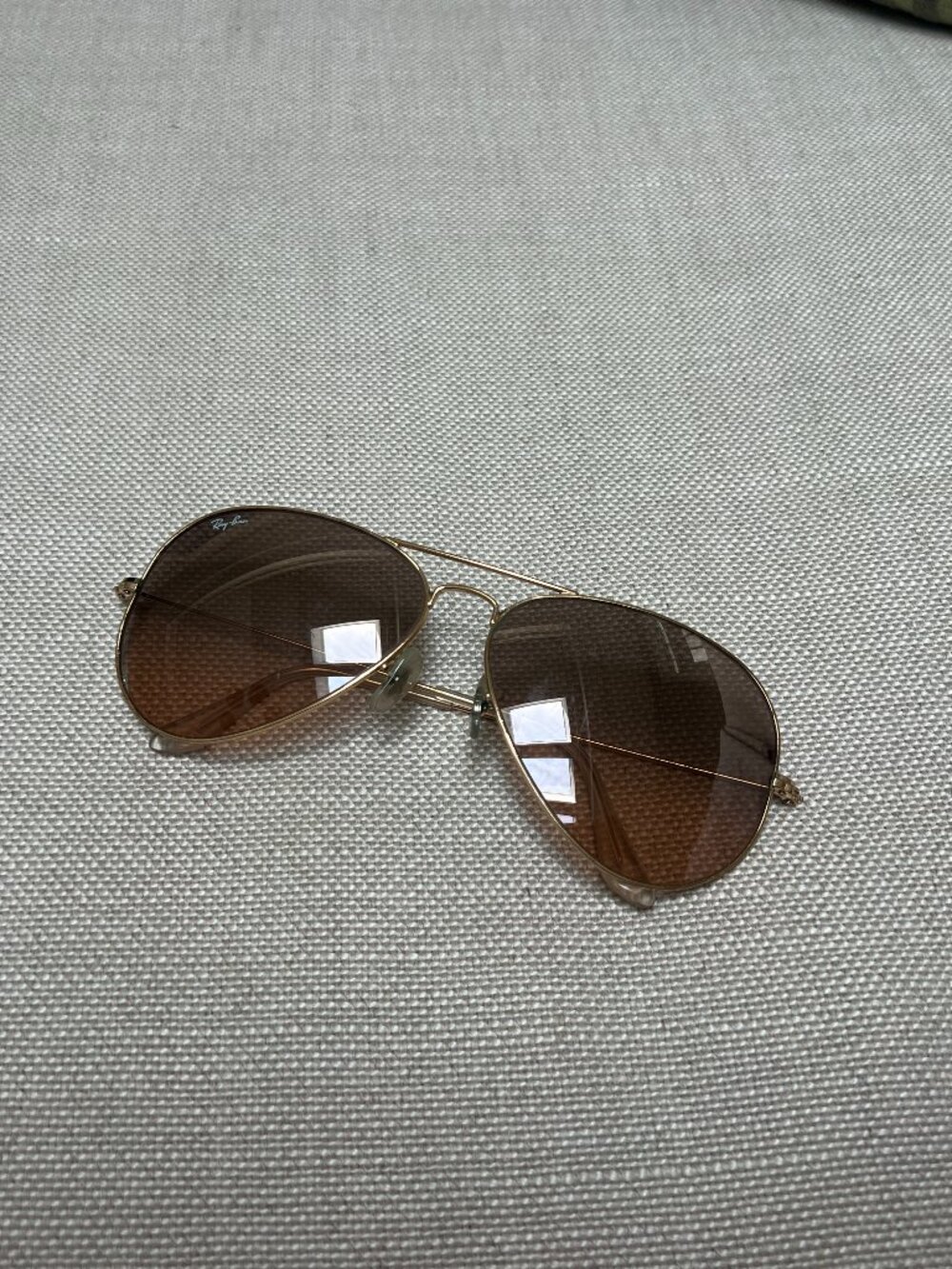 Ray-Ban Aviator Ombre Lens + Gold Frame